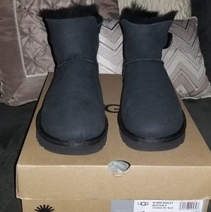 Ugg Mini Bailey boots